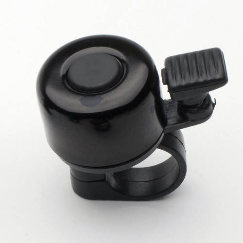 Csengő kicsi fekete